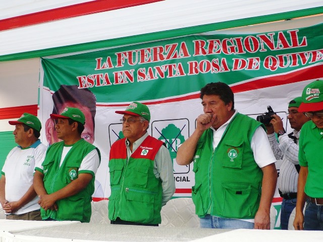 El regreso de la política: partidos nacionales y movimientos políticos subnacionales