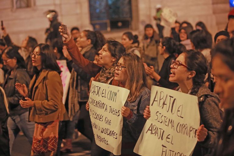 Entre la desilusión y la esperanza