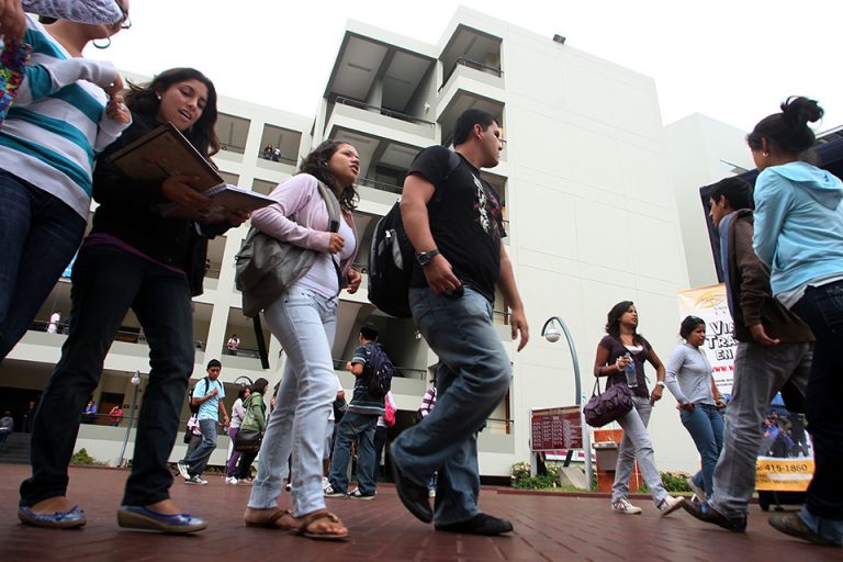 La universidad en tiempos difíciles